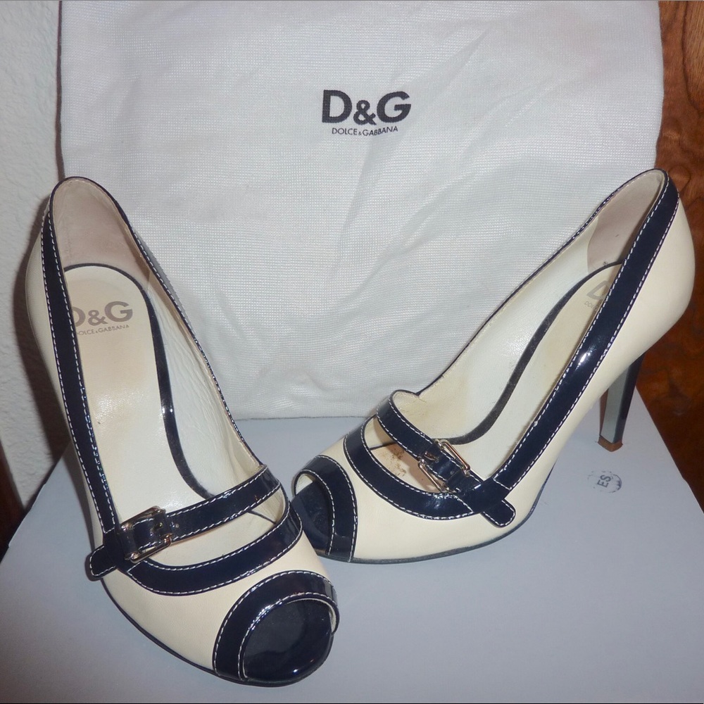❤️Pre Loved❤️ Dolce & Gabbana Peep Toe Leather